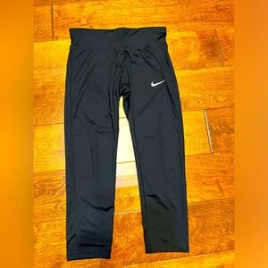 Women’s Nike Dry fit leggings